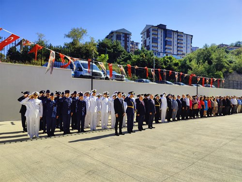 İlçemizde 30 Ağustos Zafer Bayramı Programı Gerçekleştirildi