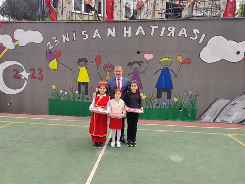 23 Nisan Ulusal Egemenlik ve Çocuk Bayramı Kutlamaları Coşkuyla Gerçekleştirildi.